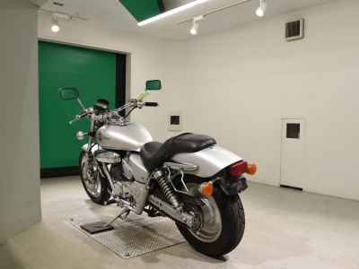 Honda Magna 250