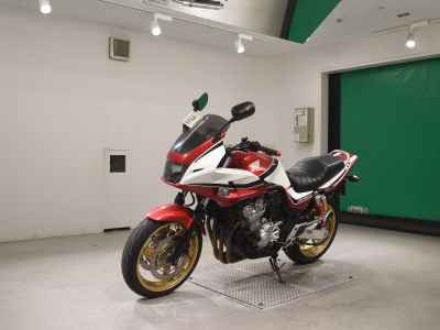 Honda CB400SFV 2010