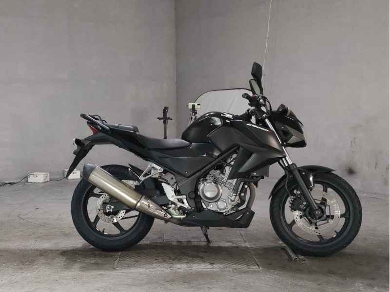 Honda CB250F 2015