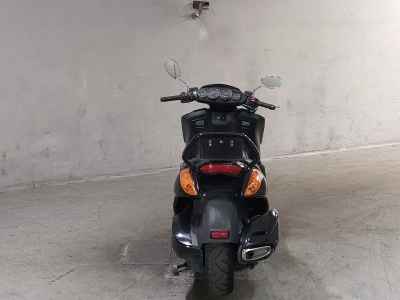 Suzuki Gemma 250