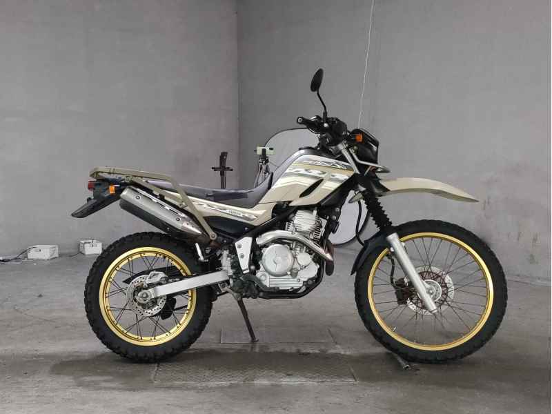Yamaha XT250 Serow