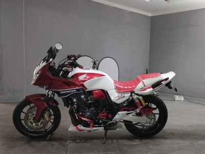 Honda CB400SFV 2015