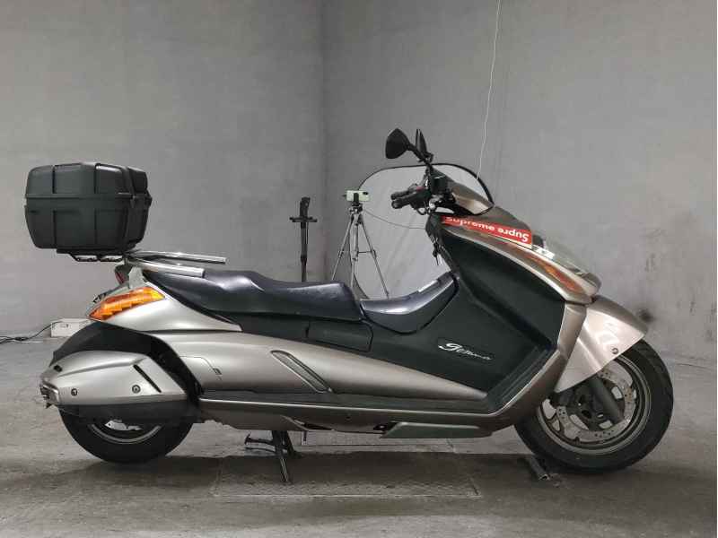 Suzuki Gemma 250