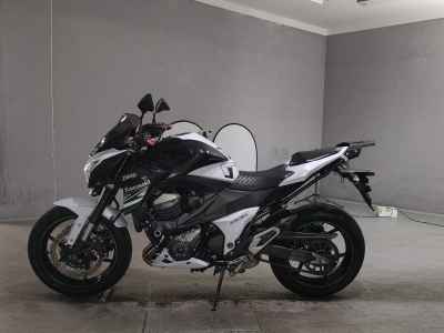 Kawasaki Z800 2013