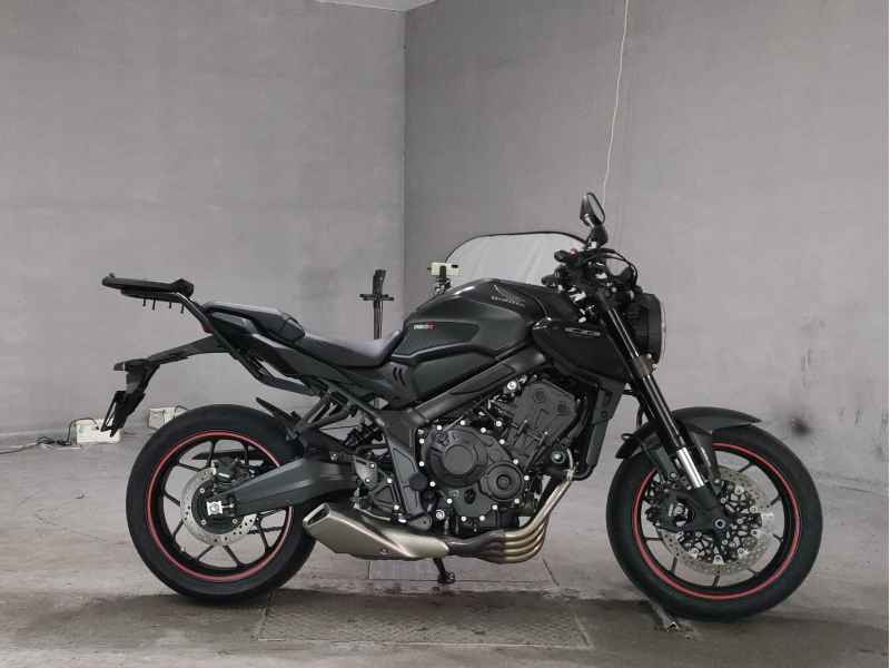 Honda CB650R 2023
