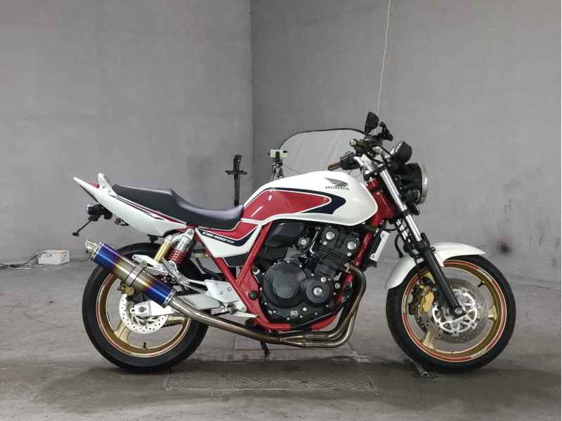 Honda CB400SFV 2011