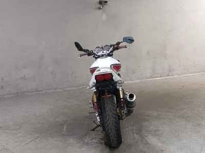 Honda CB400SFV 2011