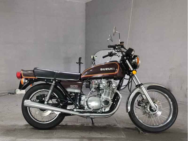 Suzuki GS750 2023