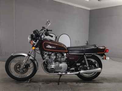 Suzuki GS750 2023