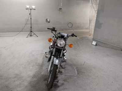 Suzuki GS750 2023