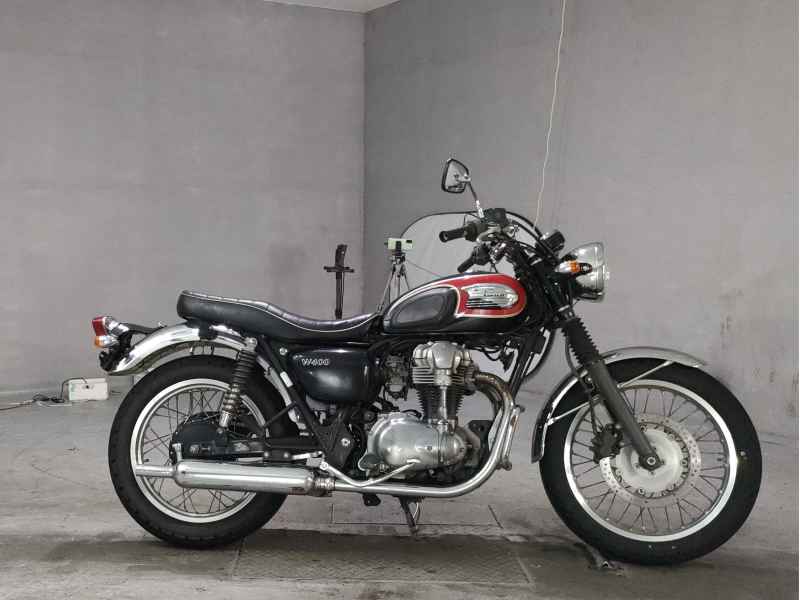 Kawasaki W400 2011