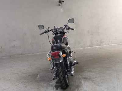 Kawasaki W400 2011