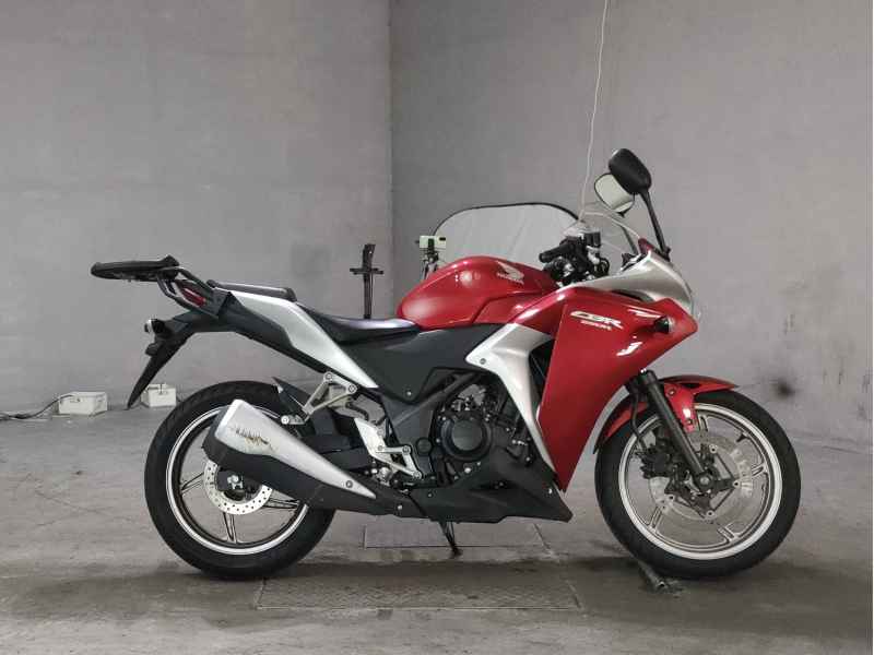 Honda CBR250R 2011
