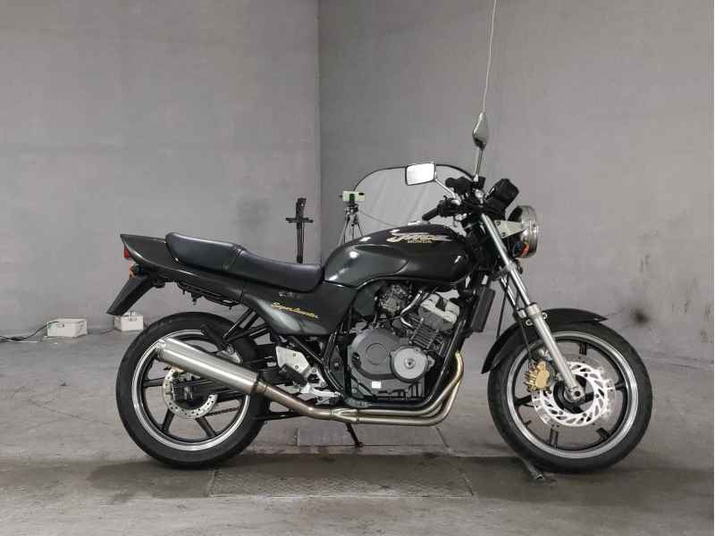 Honda CB250 Jade