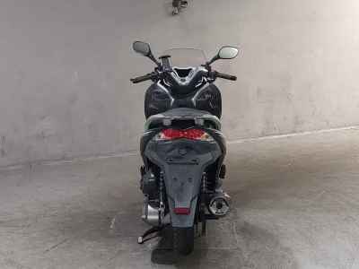 Kawasaki J300 2014