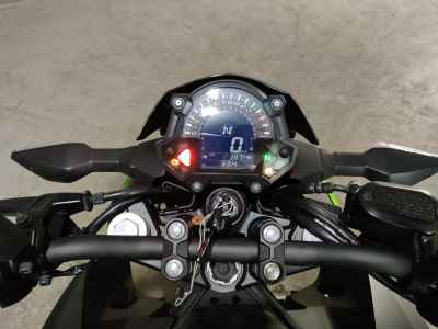 Kawasaki Z400 2021