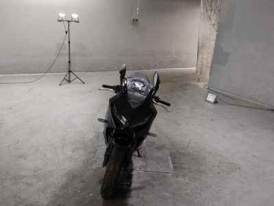 Honda CBR650R 2023