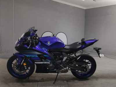 Yamaha YZF-R7 2025