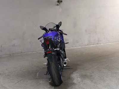 Yamaha YZF-R7 2025