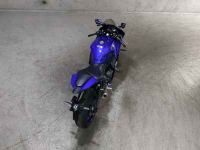 Yamaha YZF-R7 2025