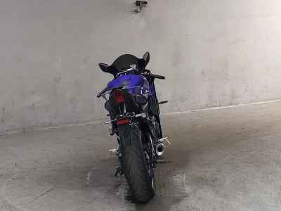 Yamaha YZF-R7 2022