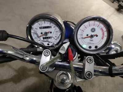 Yamaha SR400 2021