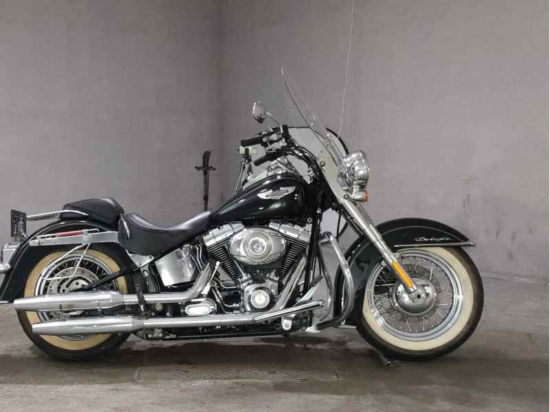 Harley-Davidson FLSTN1580 2007