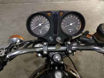 Suzuki GS750