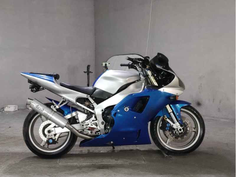 Yamaha YZF-R1