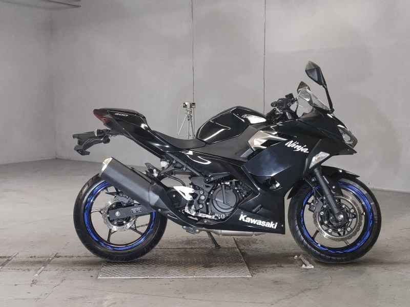 Kawasaki Ninja 400