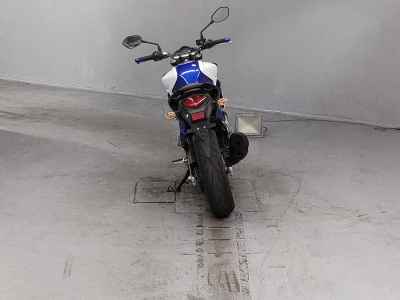 Suzuki Gladius SFV400 2012