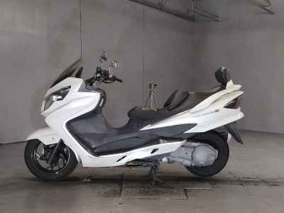 Suzuki Skywave 250S