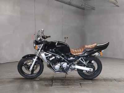 Kawasaki Balius ZR250