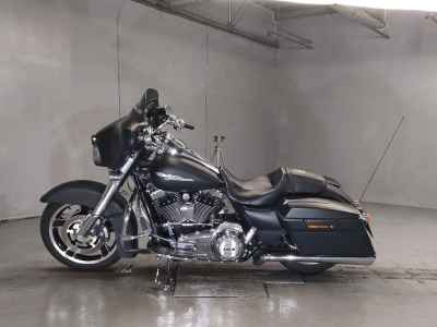 Harley-Davidson FLHX1690 2013