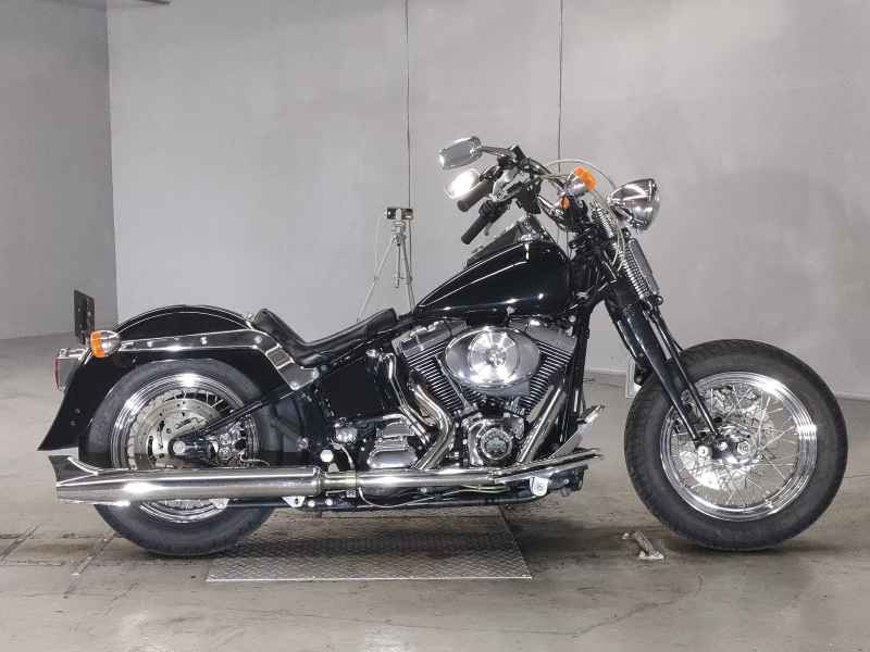 Harley-Davidson FLSTSC1450 2005