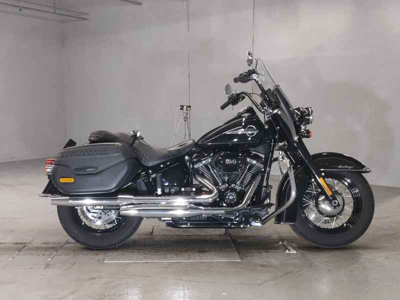 Harley-Davidson FLHCS1870 2017