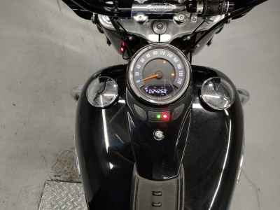 Harley-Davidson FLHCS1870 2017