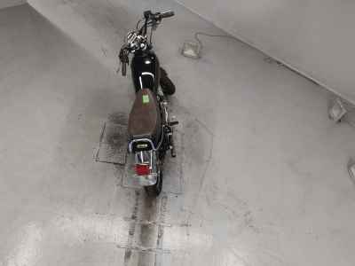 Yamaha SR400 2021
