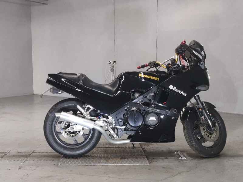 Kawasaki GPZ400R