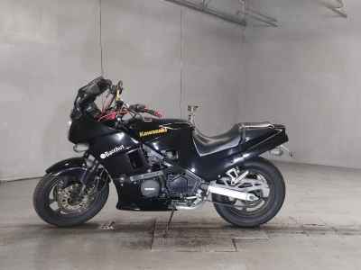 Kawasaki GPZ400R