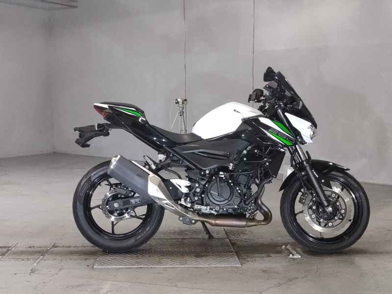 Kawasaki Z250