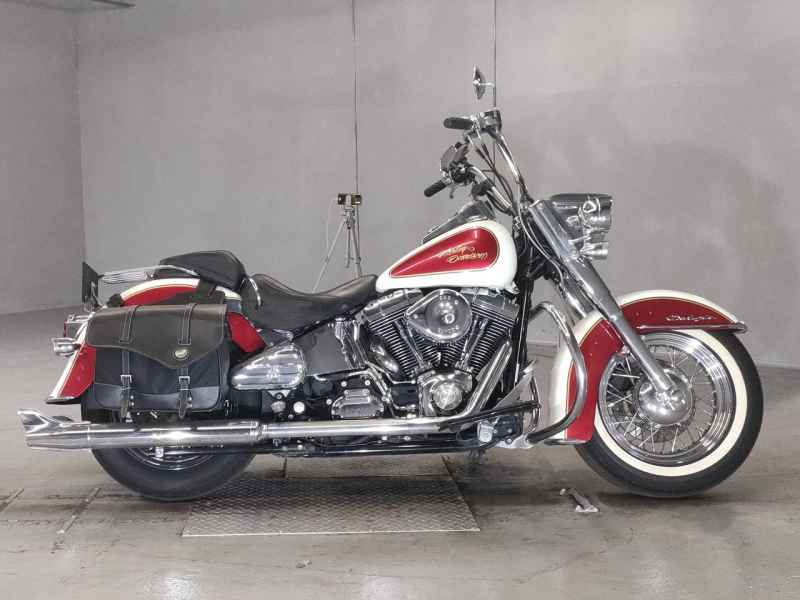 Harley-Davidson Deluxe FLSTN1580 2007