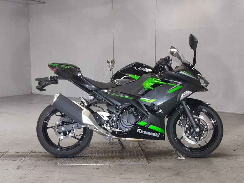Kawasaki Ninja 400 2022