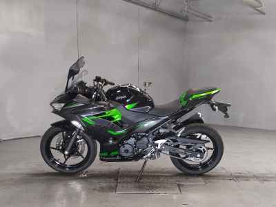 Kawasaki Ninja 400 2022