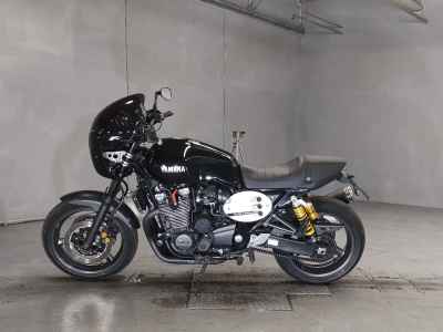 Yamaha XJR1300C 2017