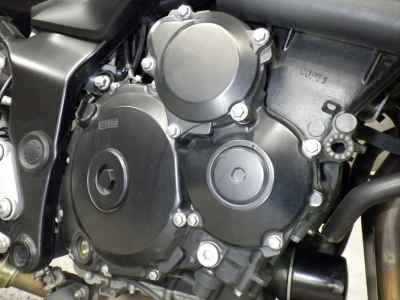 Suzuki GSR750 2015