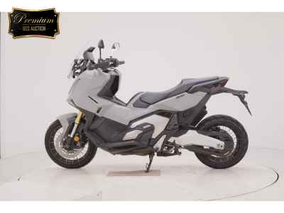 Honda X-Adv 750 2025