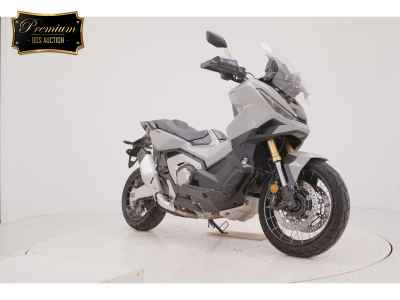 Honda X-Adv 750 2025