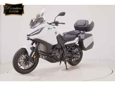 Honda NT1100 2022