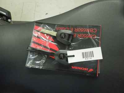Honda CB650R E-Clutch 2024